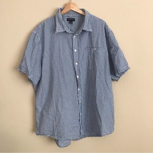 Land’s End Short Sleeve Blue and White Seersucker Gingham Check Button Down